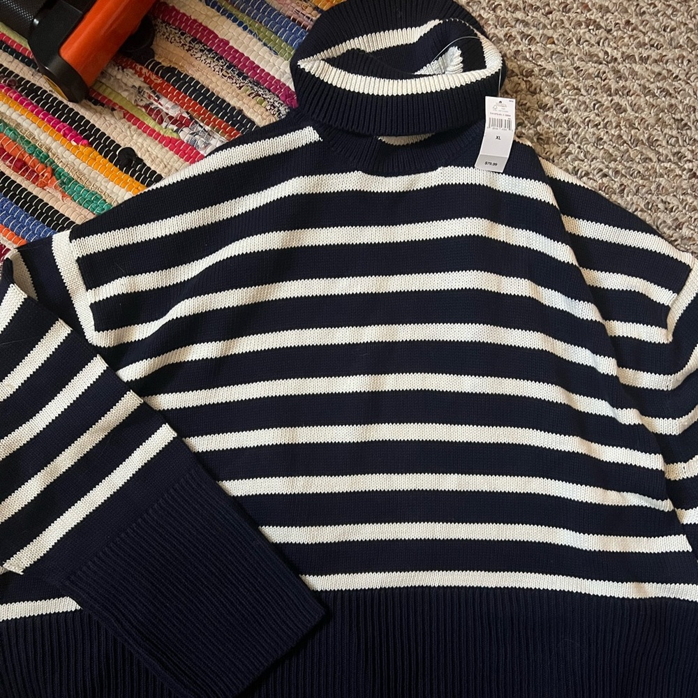 Brand New with Tags GAP Turtleneck